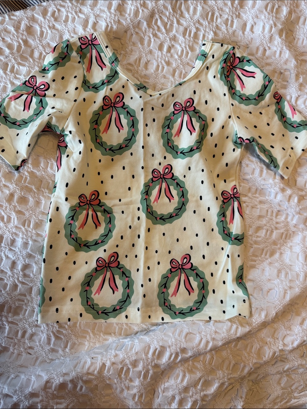 Kids Holiday Wreath Print Top - Cream with Green & Pink